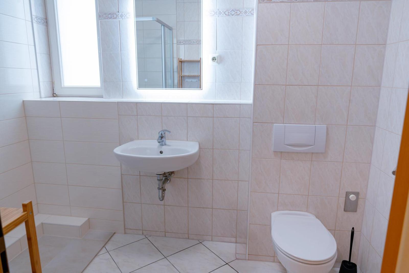 Apartmenthaus Chrischanshof Rostock Quarto foto